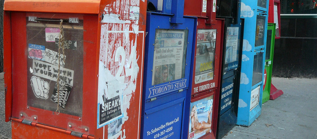 Should there be a policy response to the decline of newspapers in Canada? Image courtesy Steve Harris/CC BY 2.0.