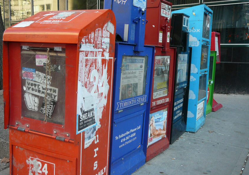 Should there be a policy response to the decline of newspapers in Canada? Image courtesy Steve Harris/CC BY 2.0.