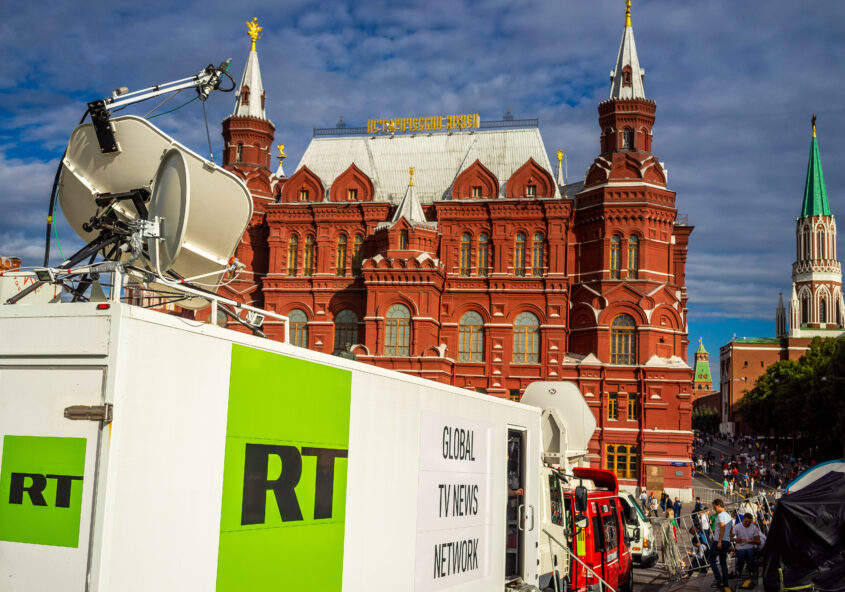 RT News truck