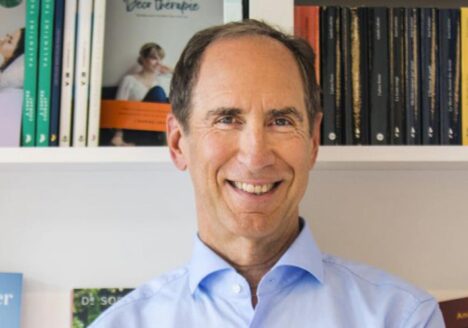 Philippe Lapointe explique dans ce texte le problème du manque de formation des cadres dans les salles de rédaction au Québec.