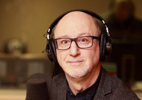 François Brousseau, analyste aux affaires internationales pour Radio-Canada chroniqueur hebdomadaire au quotidien Le DevoirPHOTO : Radio-Canada / Laurent Boursier